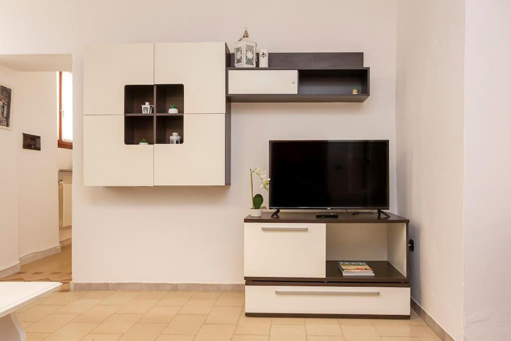 Casa Nicole Self Check-In Villa Albizzate ภายนอก รูปภาพ
