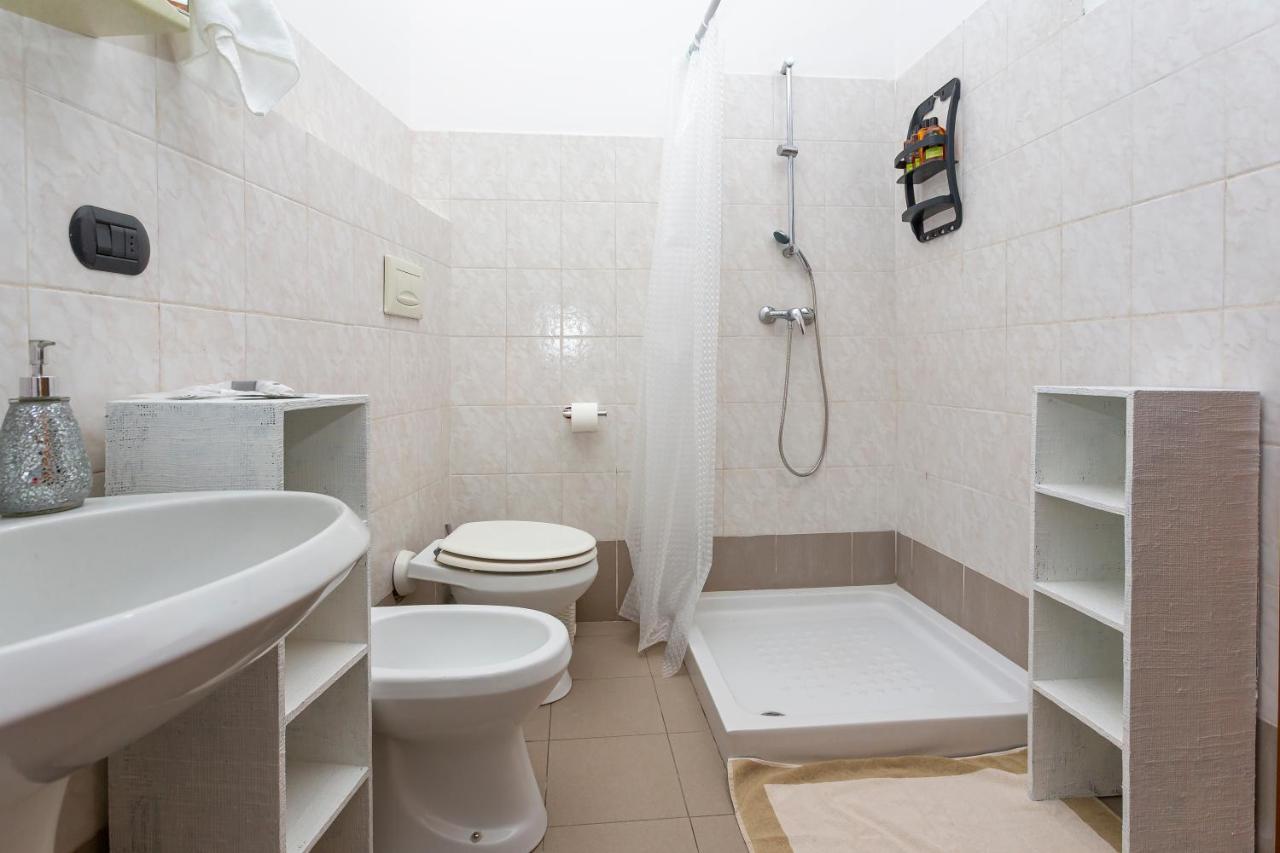 Casa Nicole Self Check-In Villa Albizzate ภายนอก รูปภาพ
